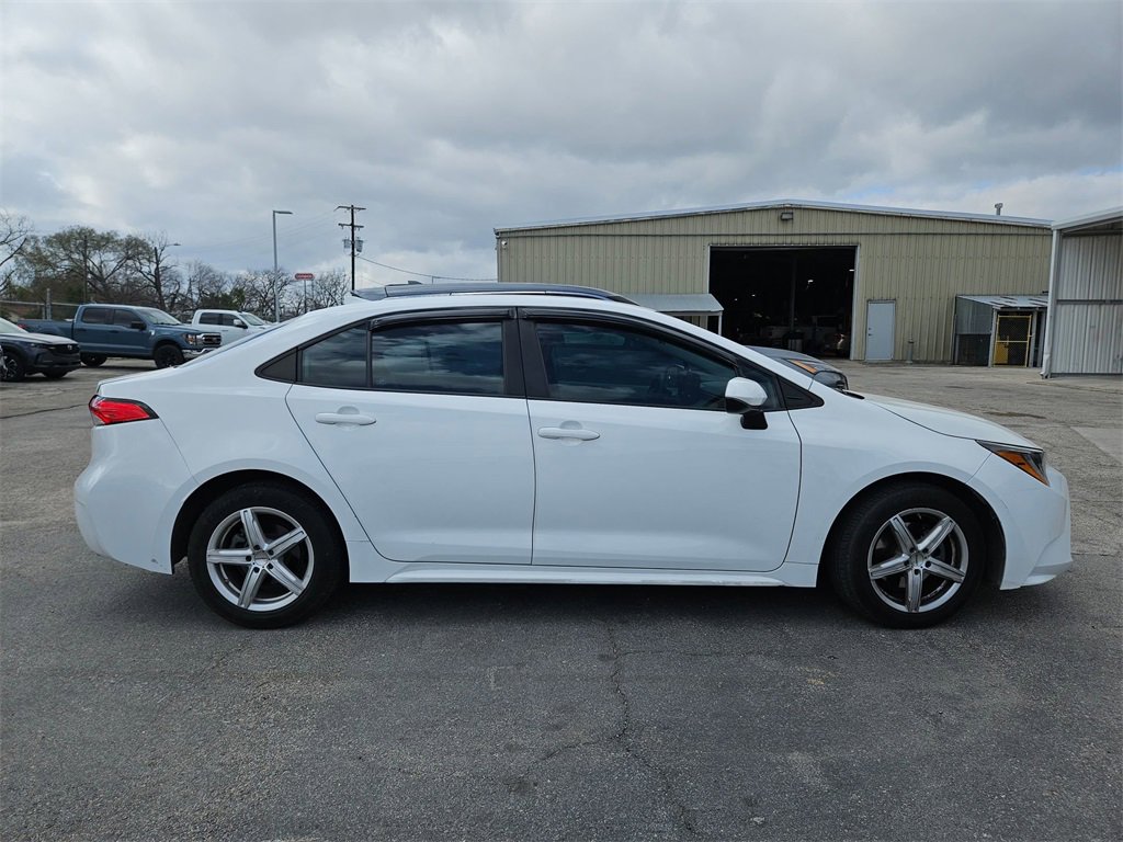 Used 2022 Toyota Corolla LE with VIN 5YFEPMAE3NP311924 for sale in San Marcos, TX