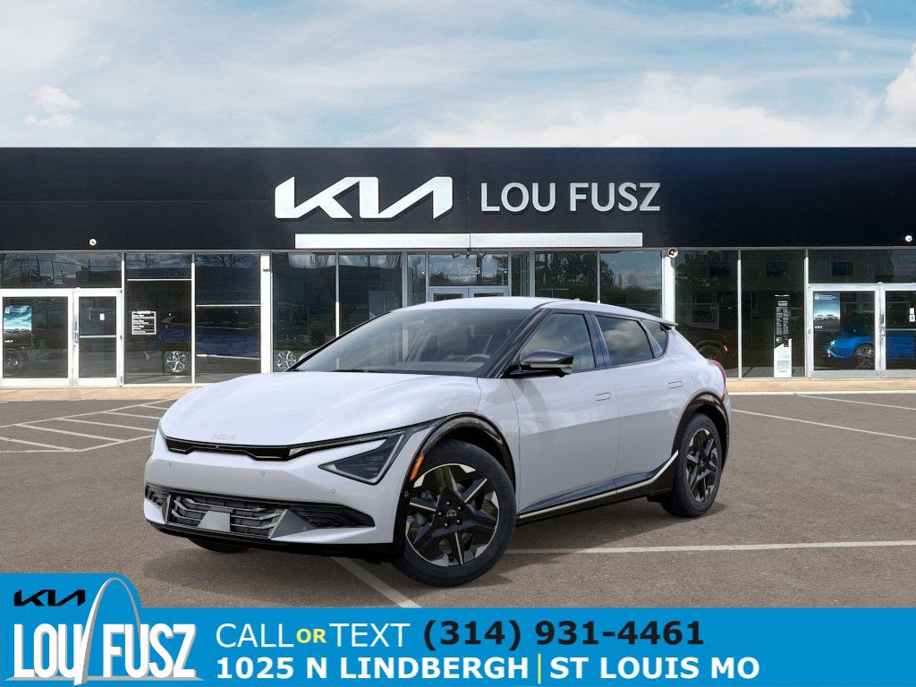 2025 Kia EV6 Wind's photo