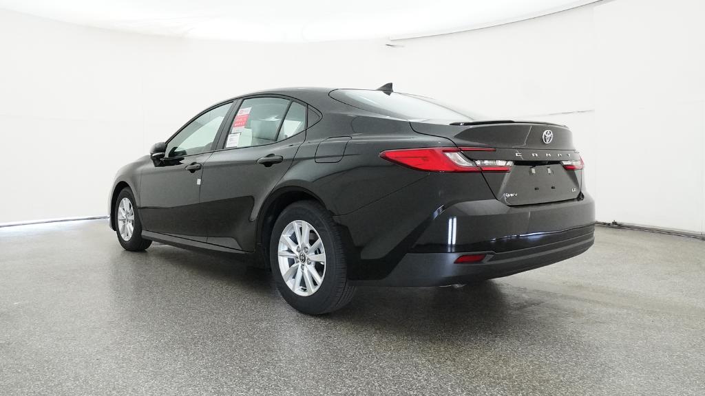 2026 Toyota Camry LE photo 14
