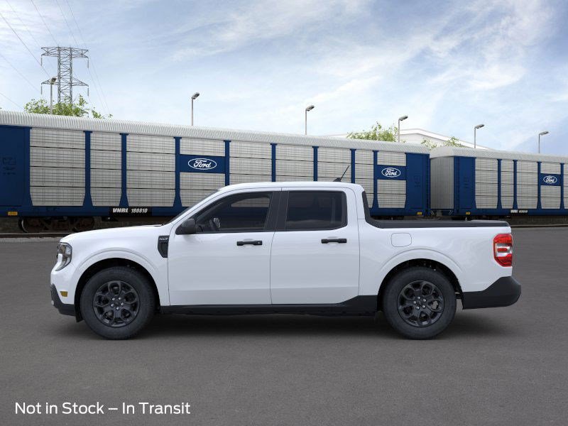 2025 Ford Maverick XLT photo 3