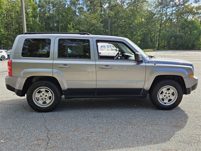 2016 Jeep Patriot Sport photo 12