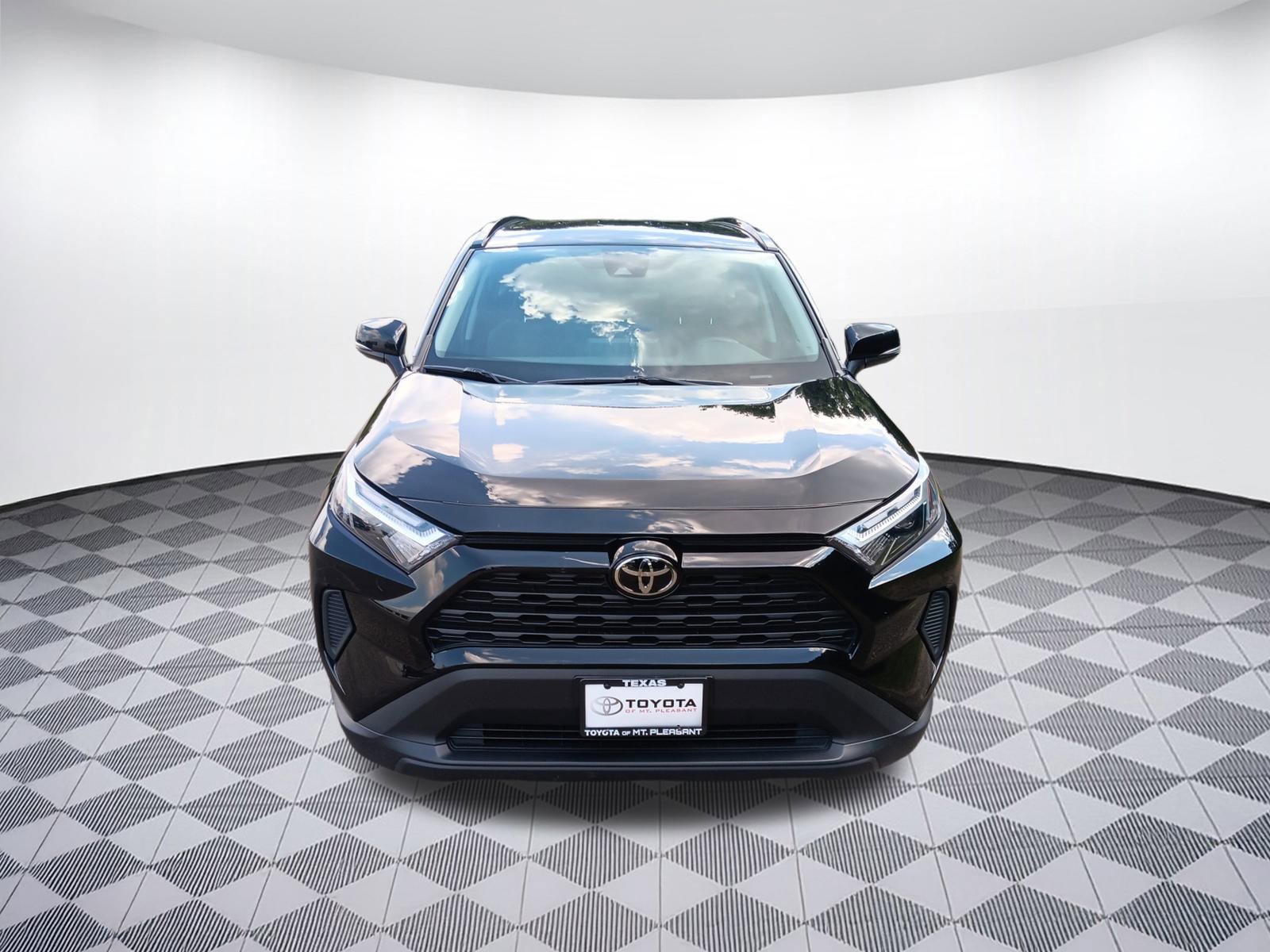 Used 2023 Toyota RAV4 XLE with VIN 2T3W1RFV2PC242987 for sale in Northfield, Minnesota