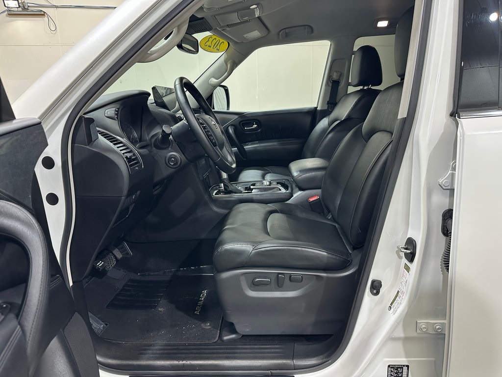 2023 Nissan Armada SV photo 11