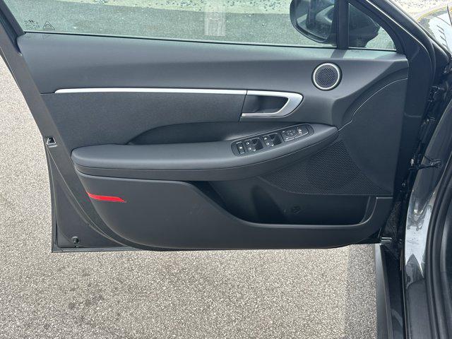2026 Hyundai Sonata SE photo 9