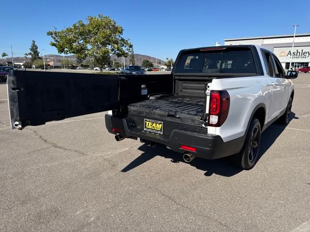 2023 Honda Ridgeline Black Edition photo 23