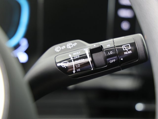 2025 Kia Sportage Hybrid LX photo 19