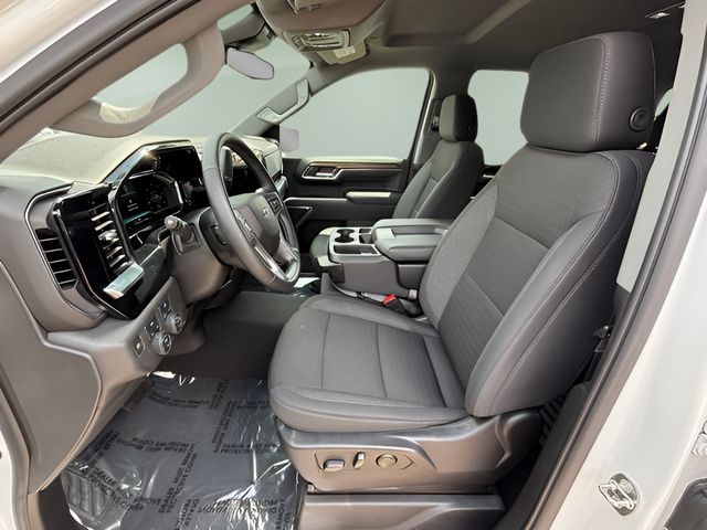 2024 Chevrolet Silverado 1500 RST photo 2