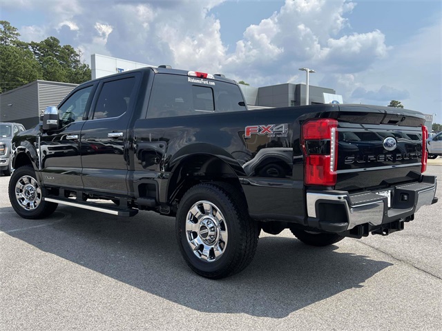 2025 Ford F-250 photo 3