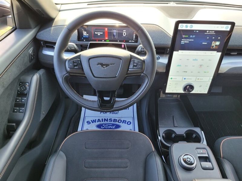 2023 Ford Mustang Mach-E GT photo 5