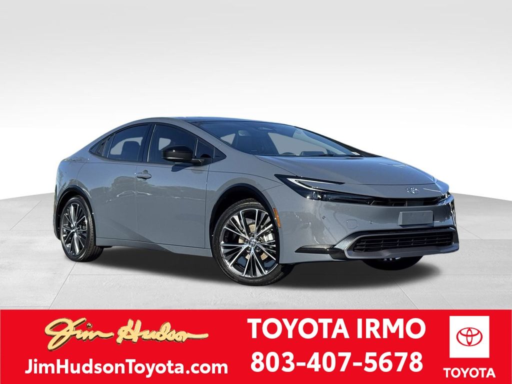 2026 Toyota Prius XLE's photo