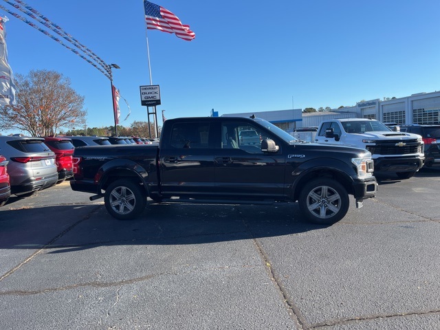 2019 Ford F-150 XLT photo 2