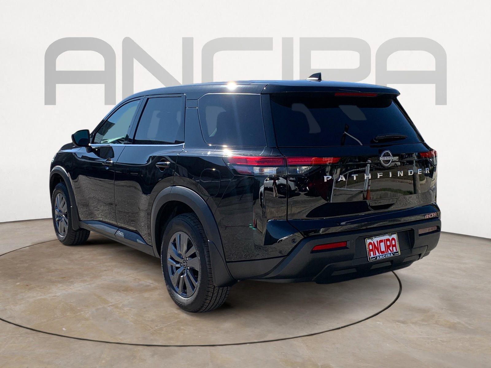 2025 Nissan Pathfinder S photo 7