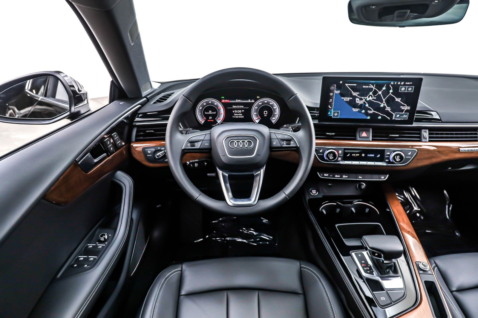 2023 Audi A5 Premium Plus 40 TFSI Quattro photo 4