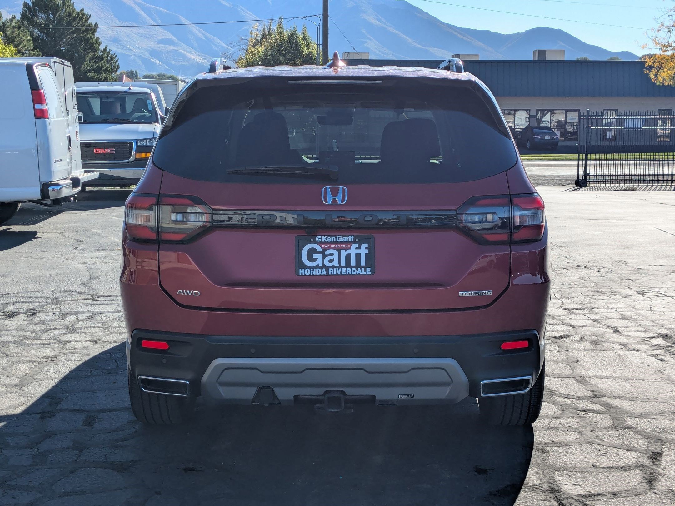2023 Honda Pilot Touring photo 3