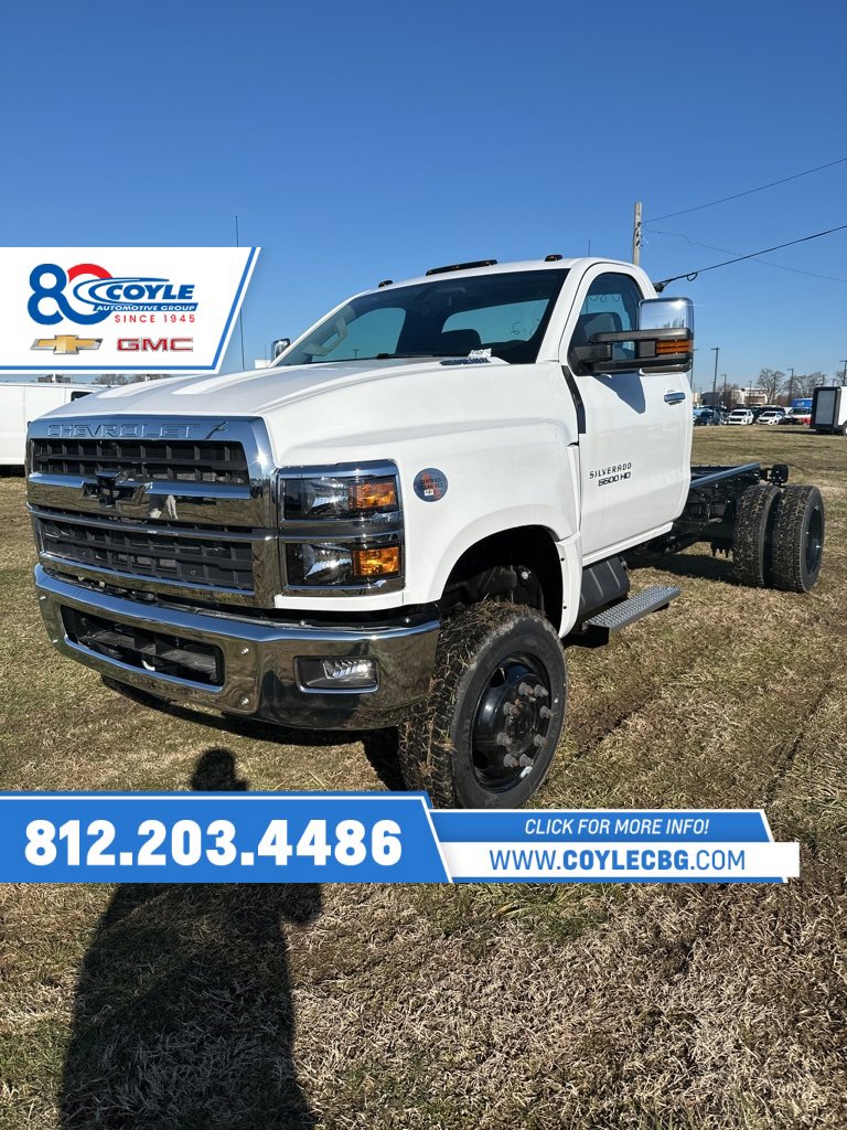 2024 Chevrolet Silverado 4500 Medium Duty Chassis Cab Work Truck's photo