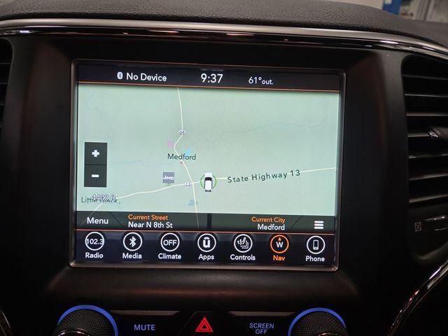 2018 Jeep Grand Cherokee Altitude photo 15