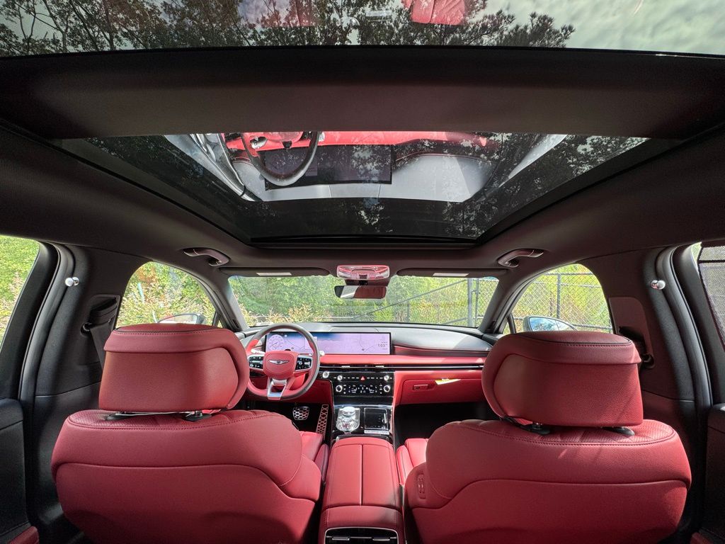 2026 Genesis G80 2.5T Sport Prestige AWD photo 2