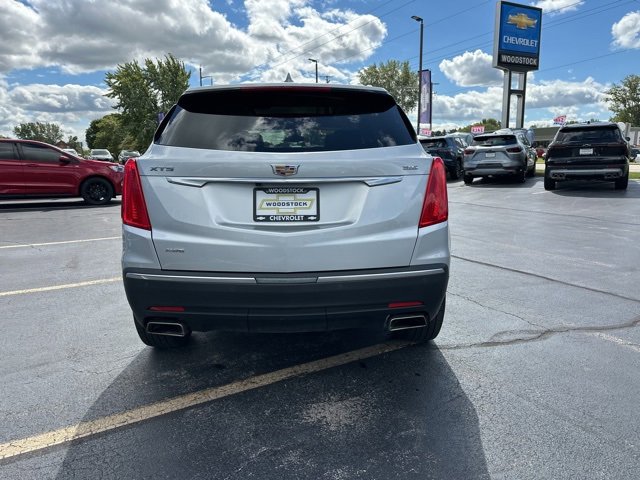 2019 Cadillac XT5 Premium Luxury photo 2