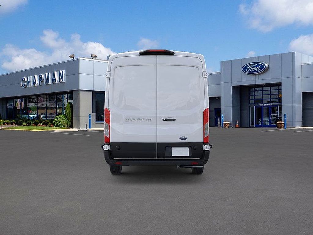 2025 Ford Transit photo 3