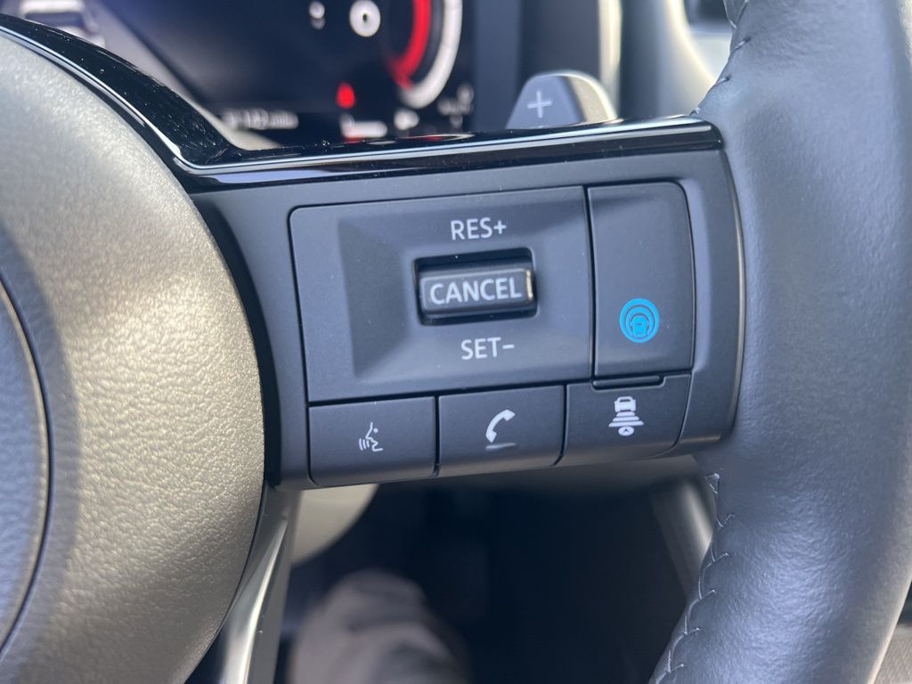 2024 Nissan Rogue Platinum photo 56