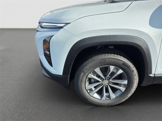 2026 Chevrolet Equinox photo 12