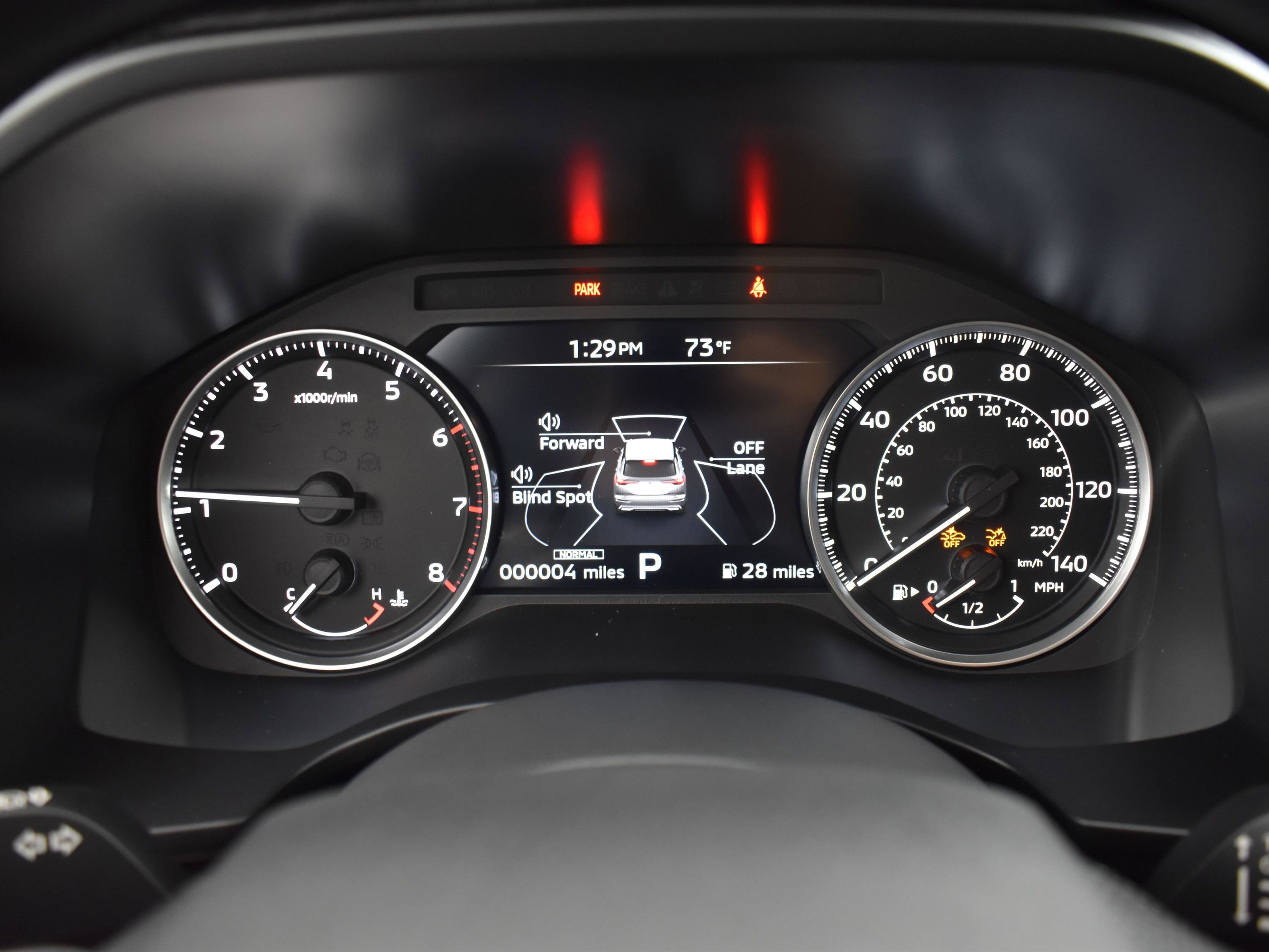 2025 Mitsubishi Outlander ES photo 11