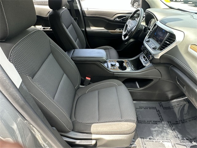 2023 Gmc Acadia SLE photo 16
