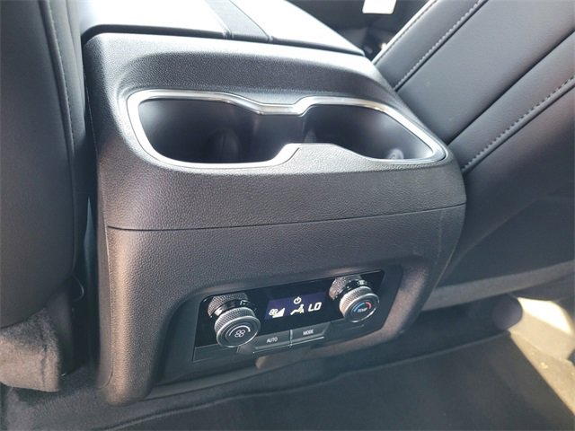 2025 Buick Enclave Preferred photo 5