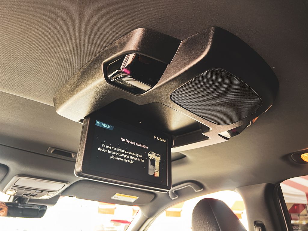 2022 Honda Pilot Black Edition photo 27