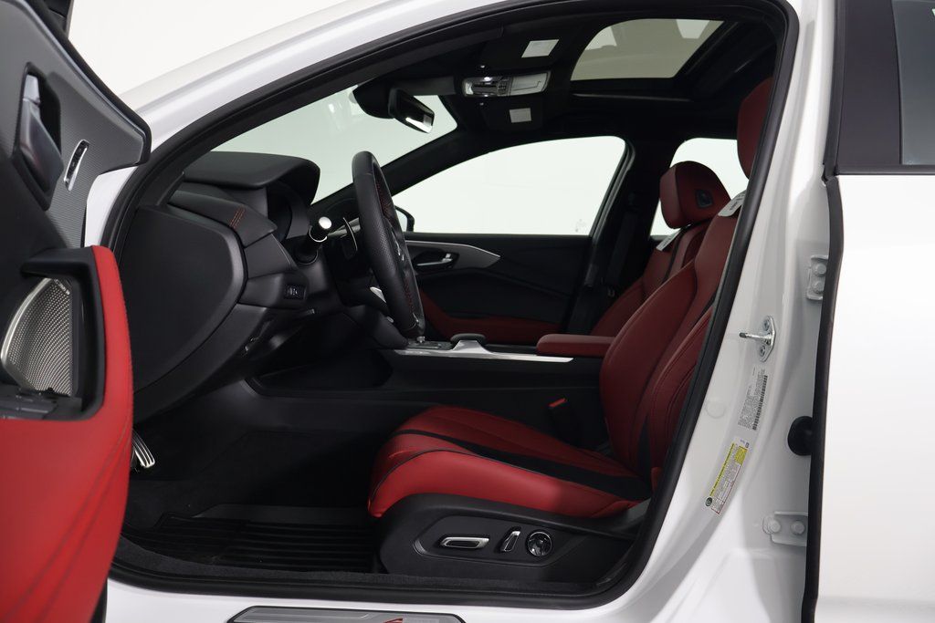 2025 Acura TLX SH-AWD A-Spec photo 4