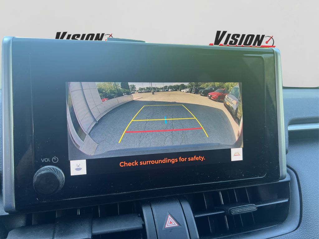 2024 Toyota RAV4 LE photo 31