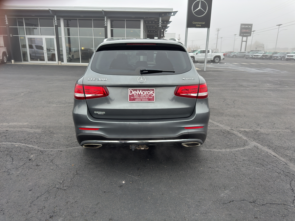 2016 Mercedes Benz GLC 300 photo 3