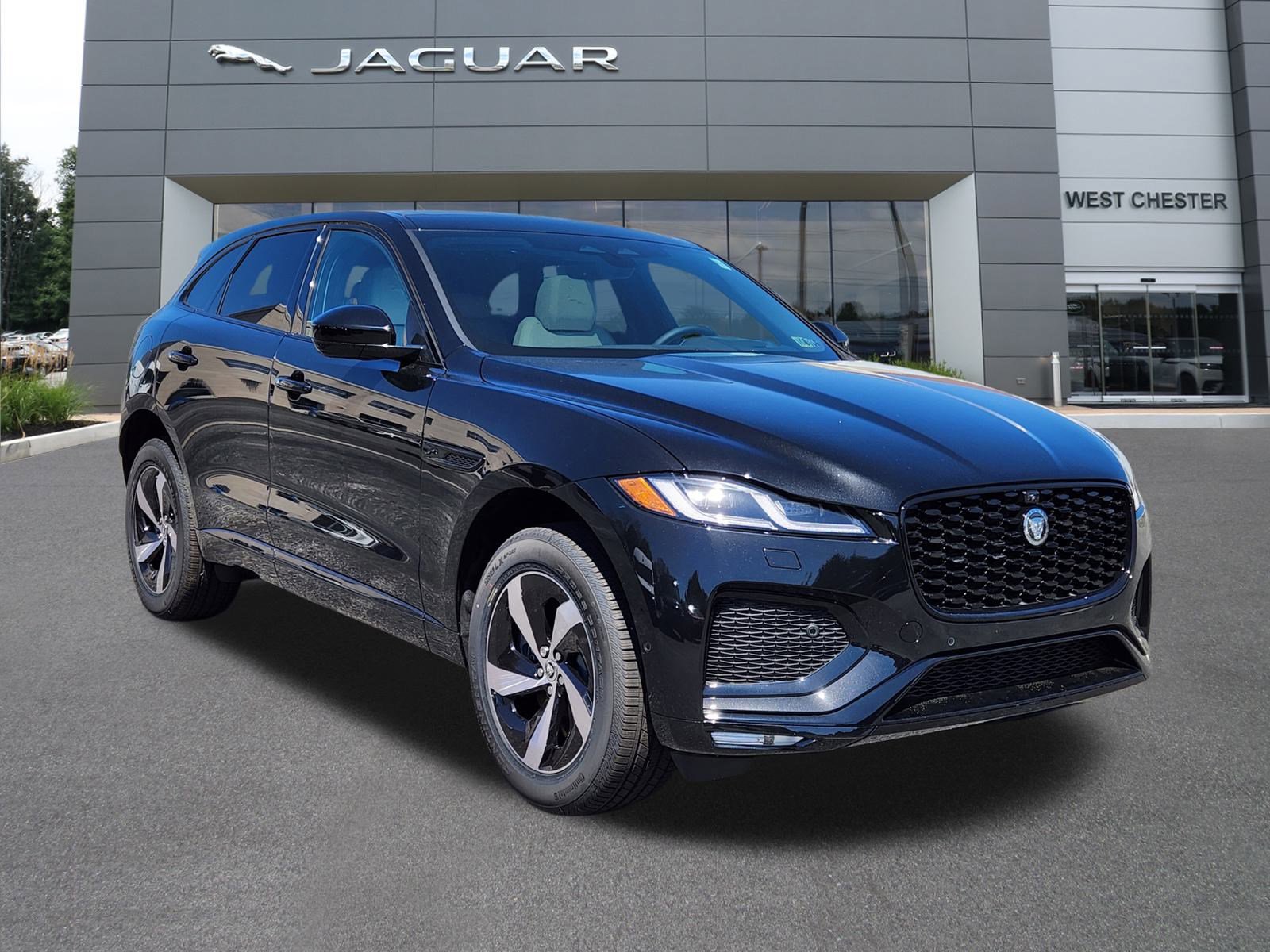 2026 Jaguar F-PACE P250 R-Dynamic S photo 2