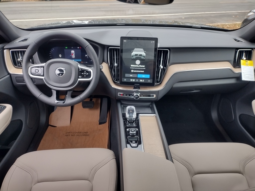 2026 VOLVO XC60 - Image 21
