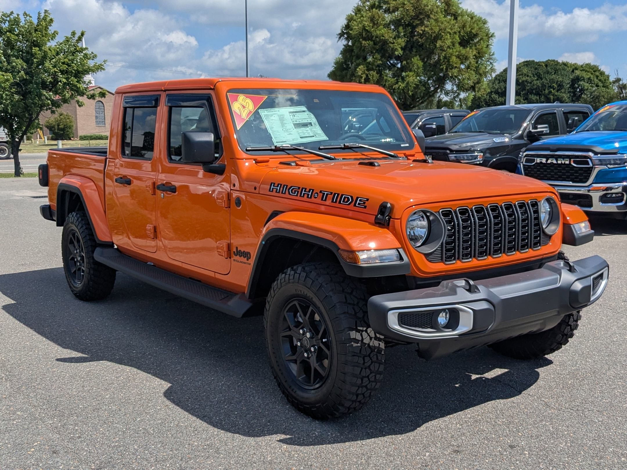 2025 Jeep Gladiator Sport photo 3