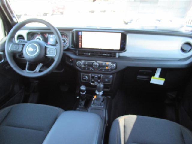 2025 Jeep Gladiator Sport S photo 12