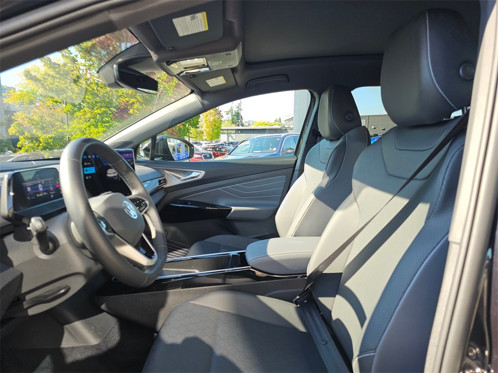 2024 Volkswagen ID.4 Pro S photo 22