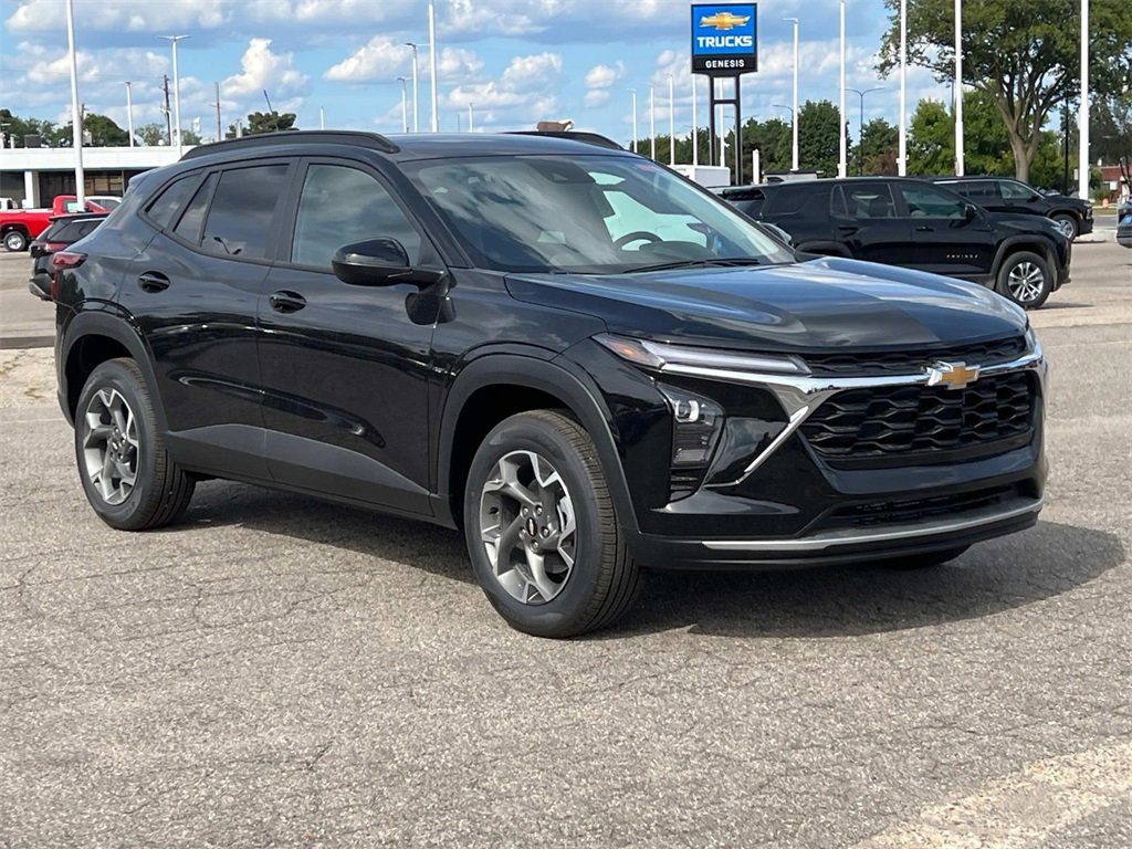 2025 Chevrolet Trax LT photo 5