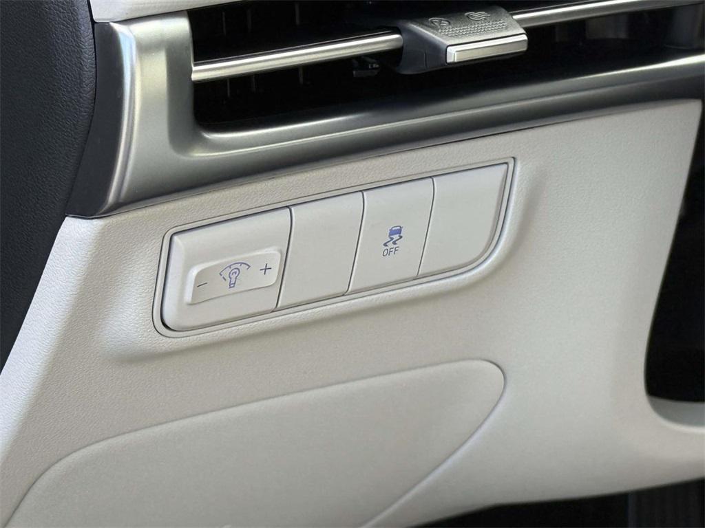 2025 Hyundai Tucson SE photo 27