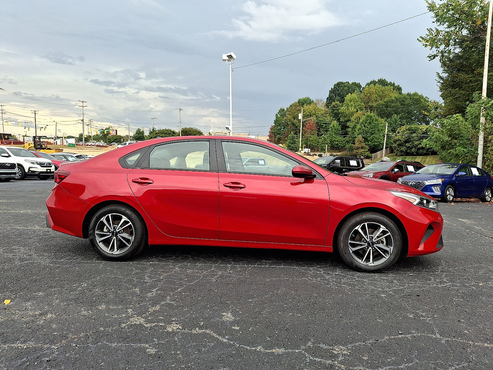 2023 Kia Forte LXS photo 7