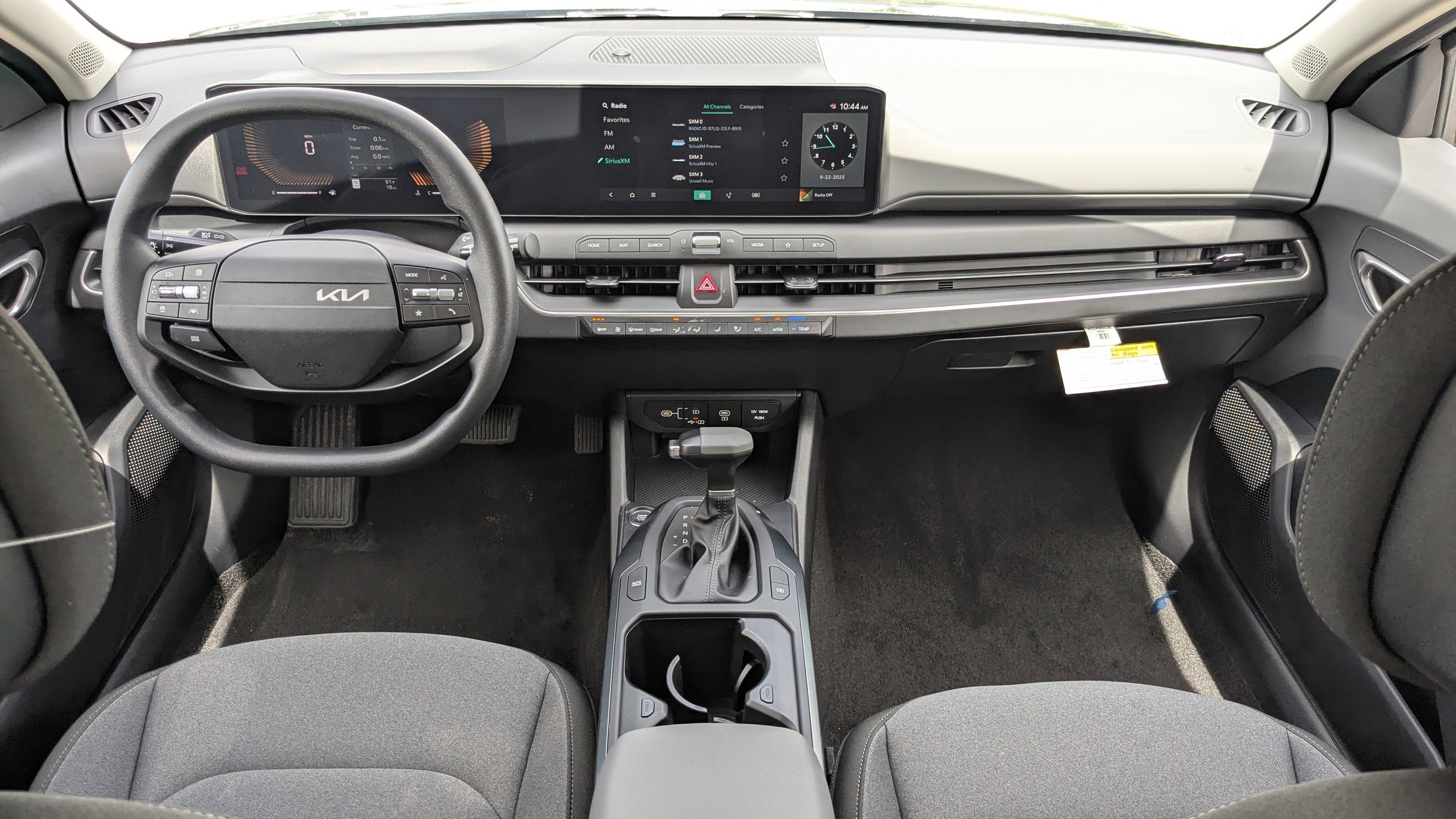 2025 Kia K4 LXS photo 15