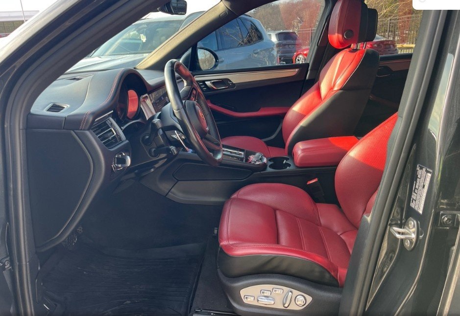 2023 PORSCHE MACAN - Image 11