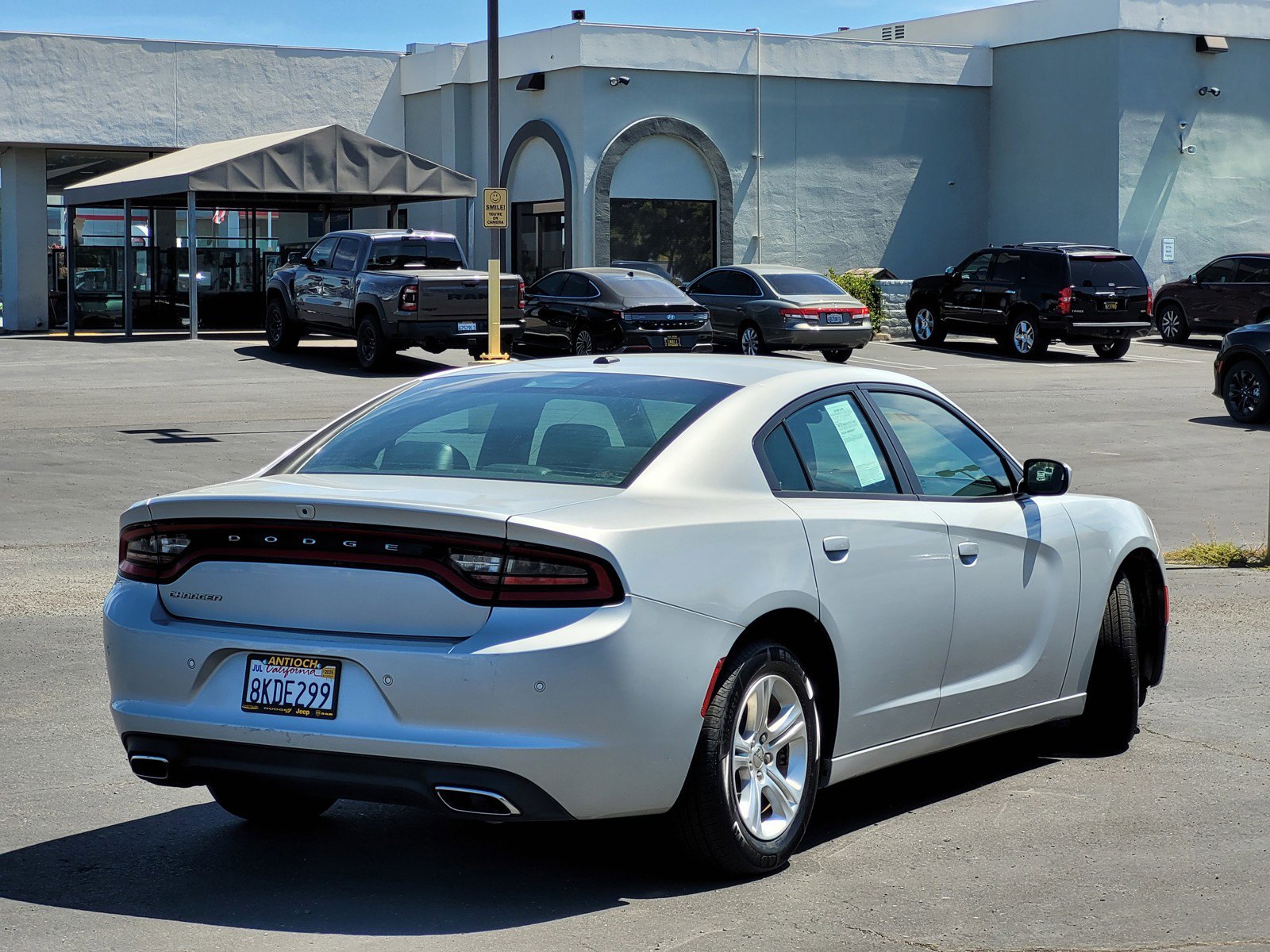 2021 Dodge Charger SXT photo 4