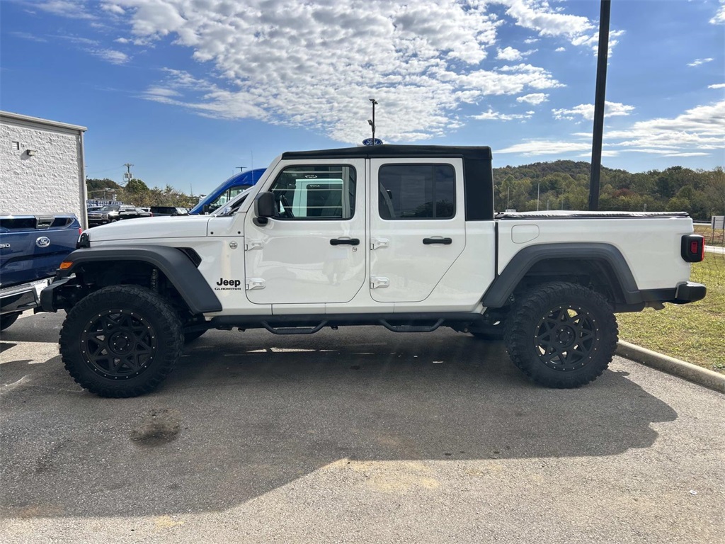 2020 Jeep Gladiator Sport photo 4