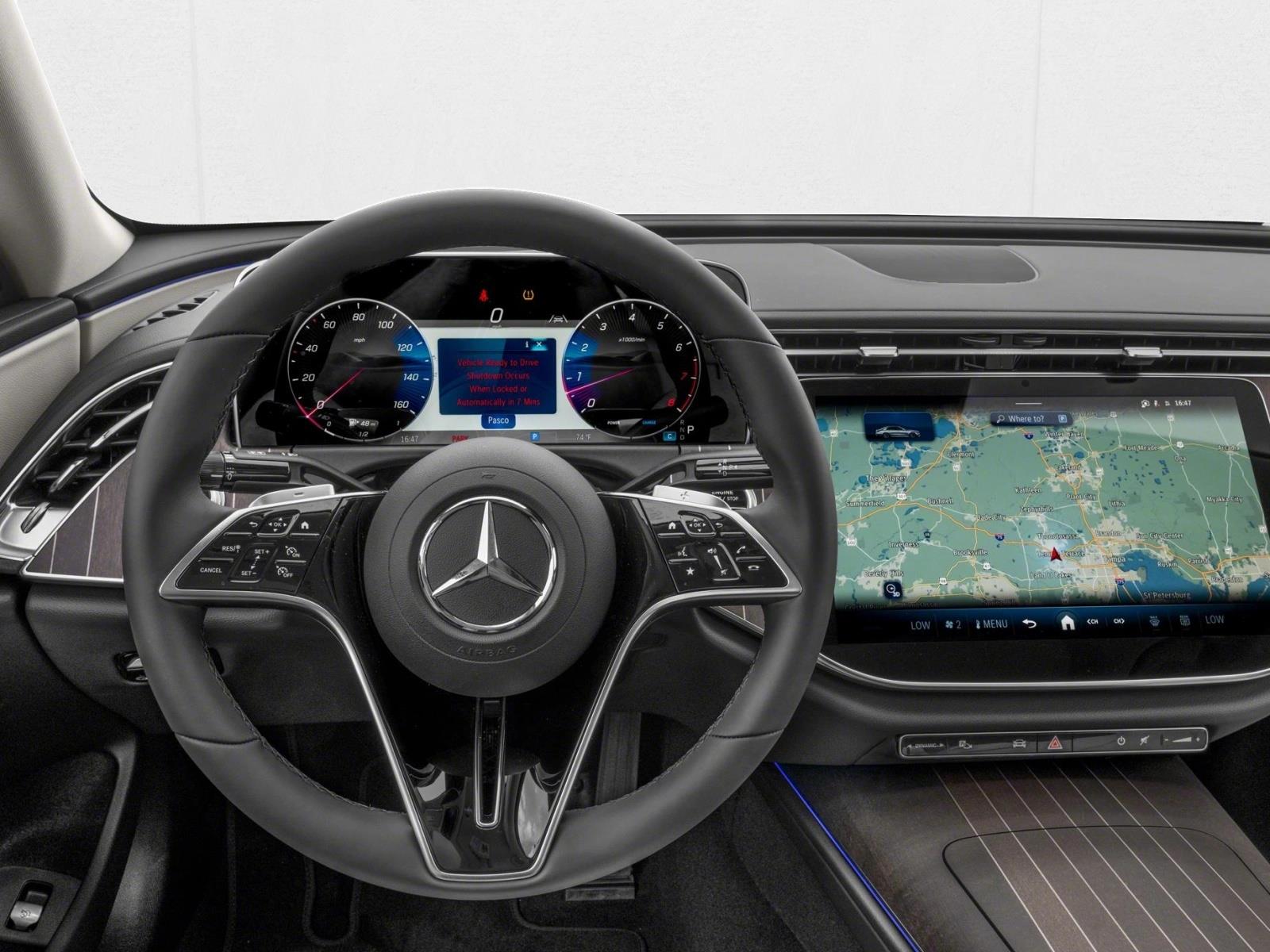 2026 Mercedes Benz E 450 4MATIC photo 3