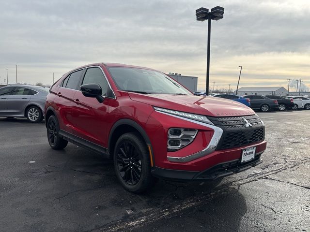 2025 Mitsubishi Eclipse Cross LE's photo