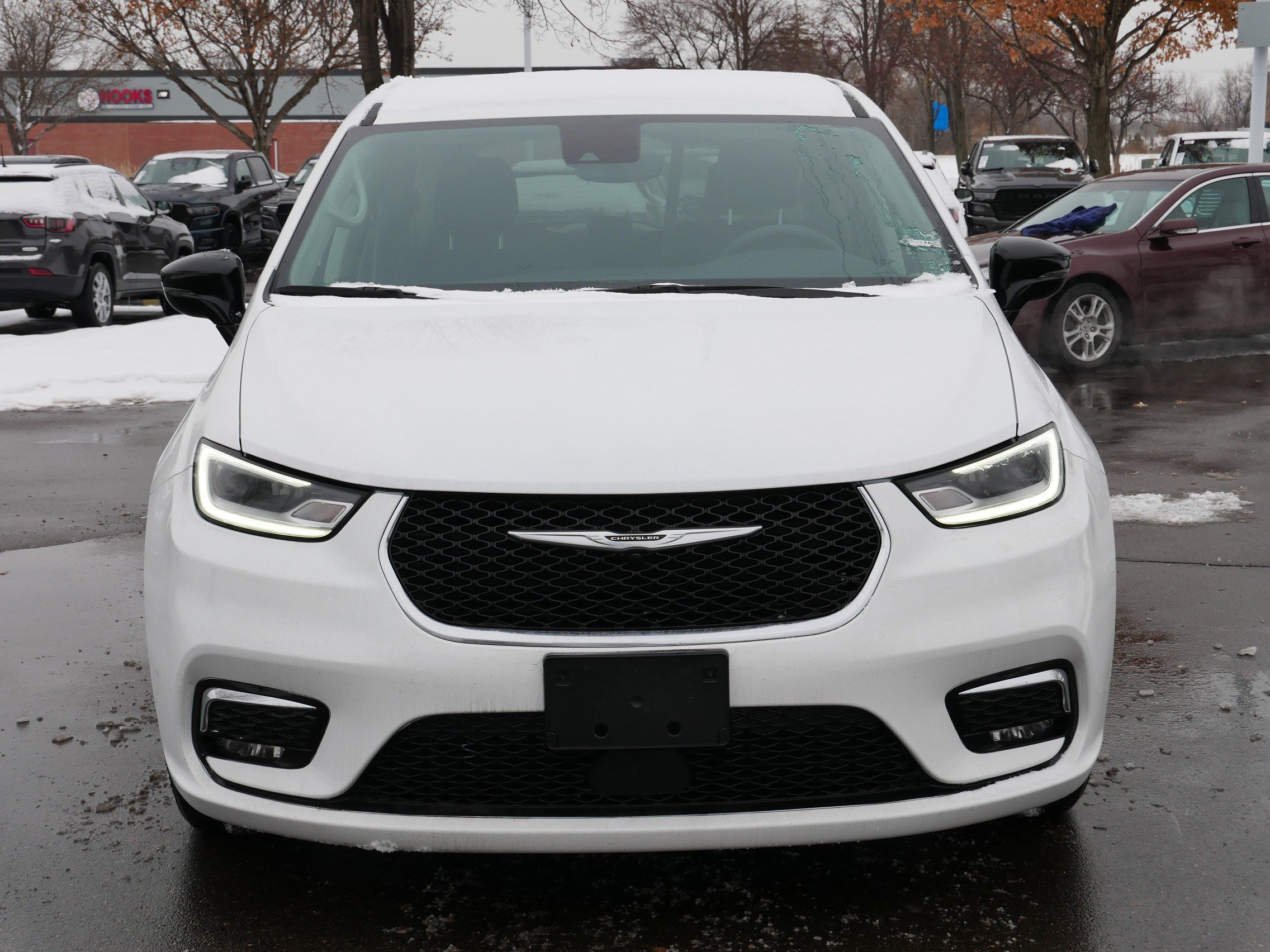 Certified 2024 Chrysler Pacifica Touring L with VIN 2C4RC1BG9RR152845 for sale in Brooklyn Park, Minnesota