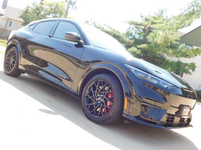2023 Ford Mustang Mach-E GT photo 4