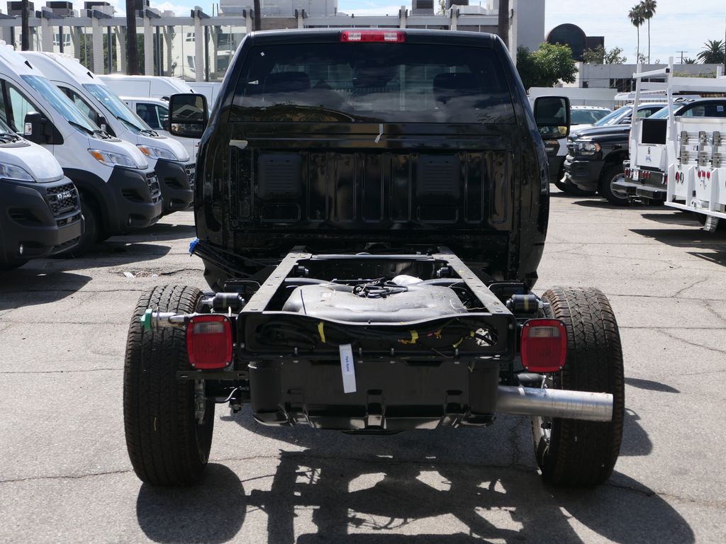2026 Ram 3500 Tradesman photo 3