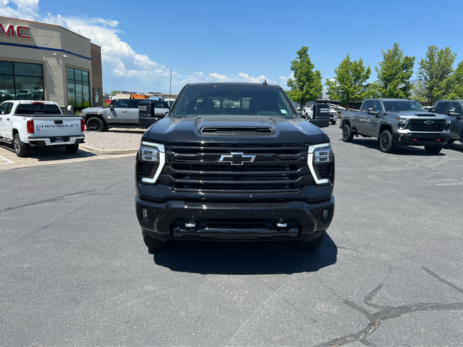 2025 Chevrolet Silverado 2500HD High Country photo 7